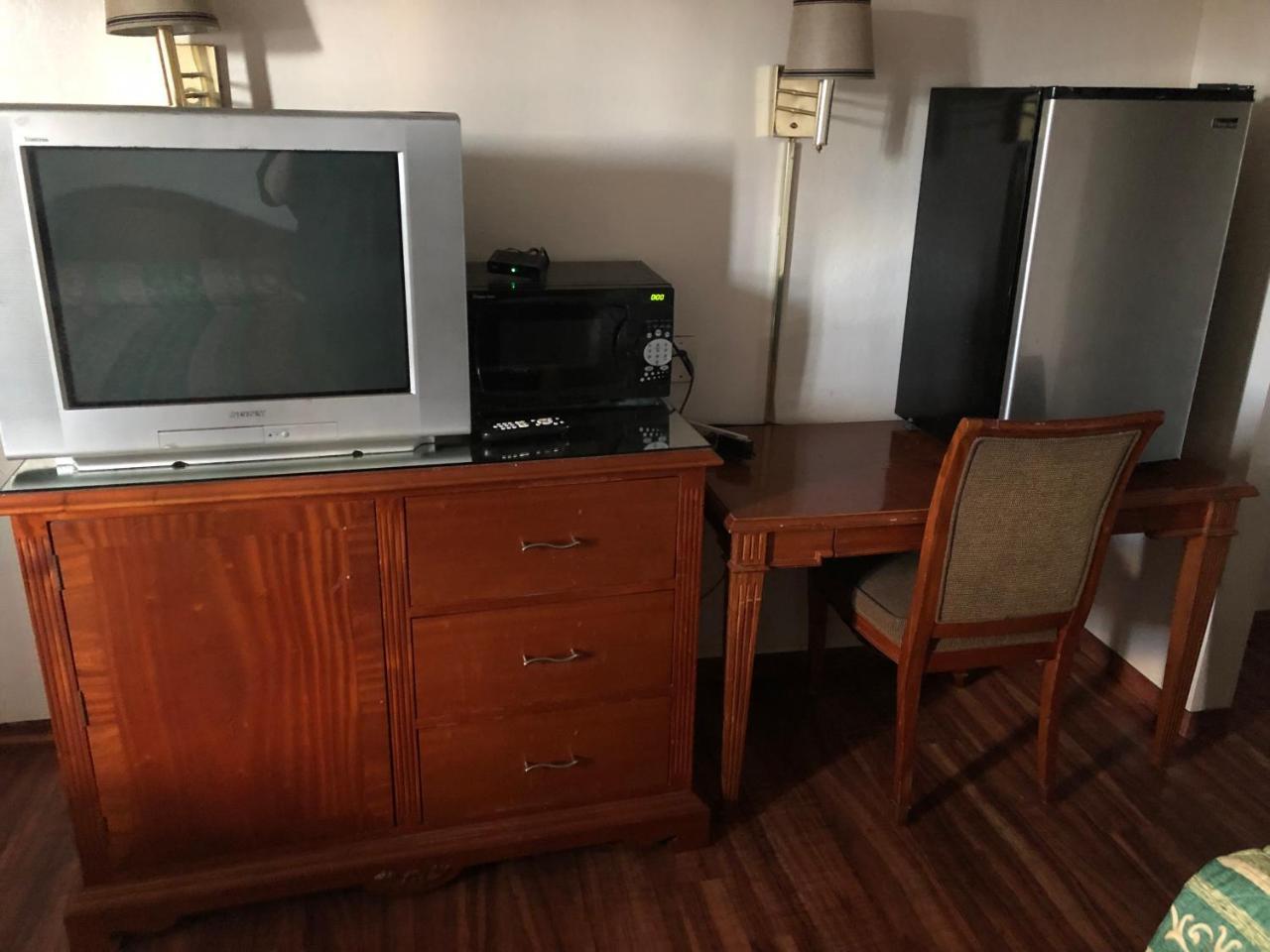 America'S Best Travel Inn Reno Esterno foto