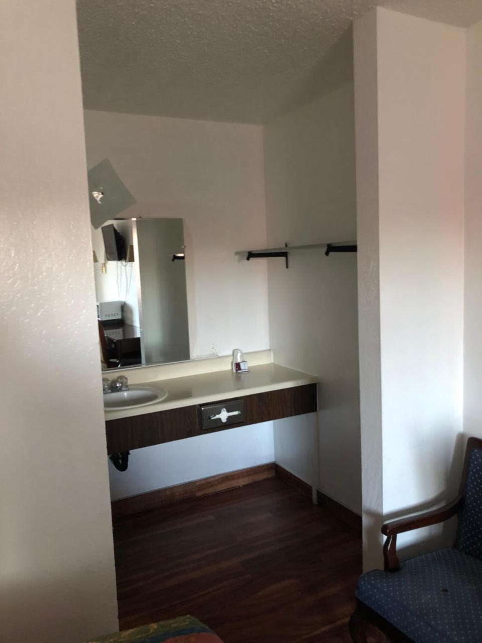 America'S Best Travel Inn Reno Esterno foto