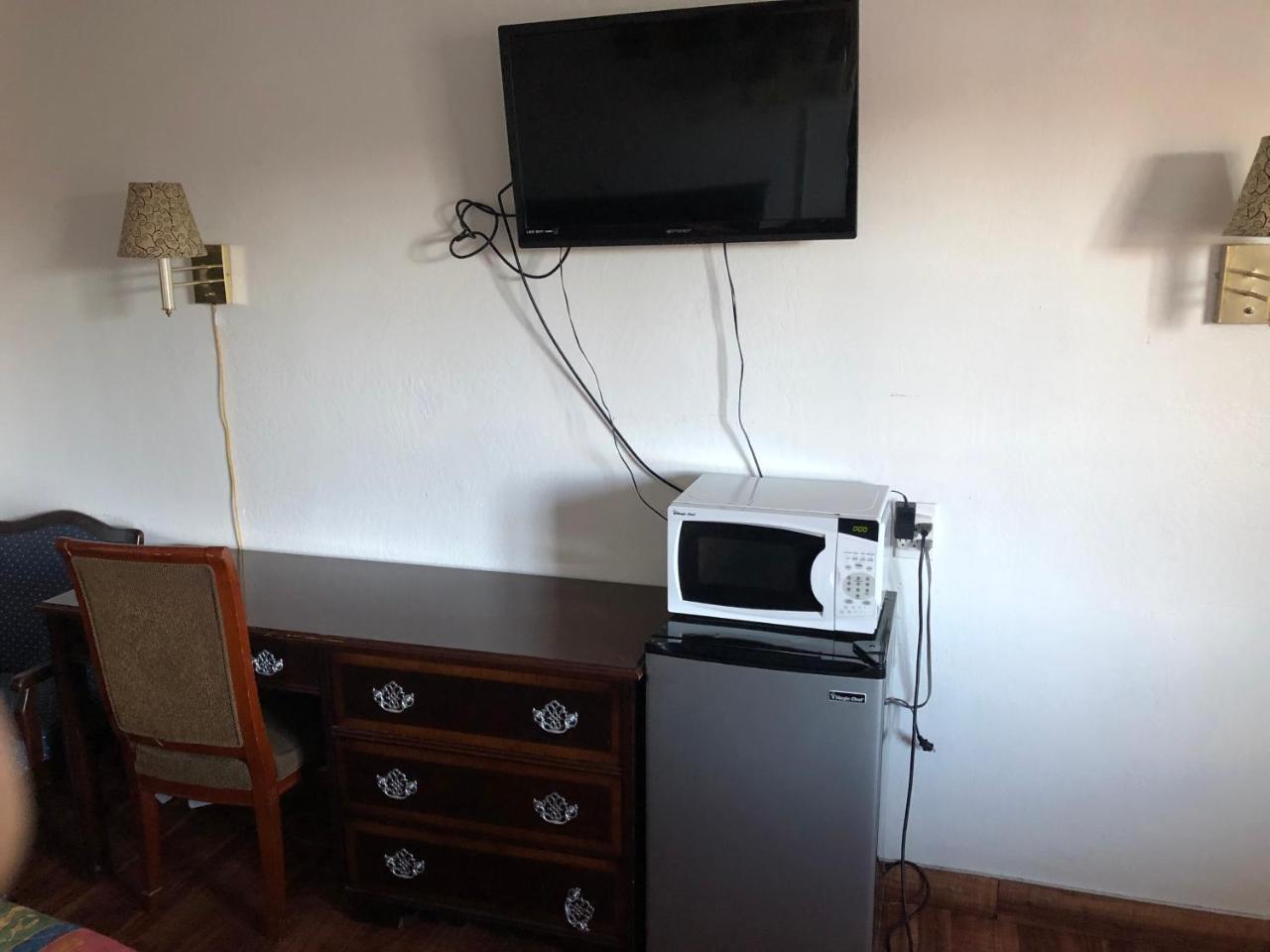 America'S Best Travel Inn Reno Esterno foto