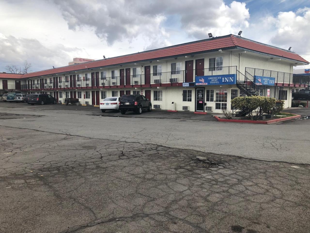 America'S Best Travel Inn Reno Esterno foto